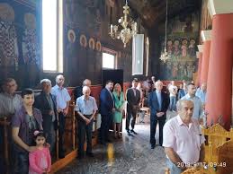 Η ιερά πατριαρχική και σταυροπηγιακή μονή του αγίου διονυσίου του εν ολύμπω είναι η σημαντικότερη μονή στον νομό πιερίας. Eorth Toy Agioy Pneymatos Sthn Mikrokleisoyra Kai Sto Karpero Grebenwn Eikones Fwtografia 20 Newsnowgr Com