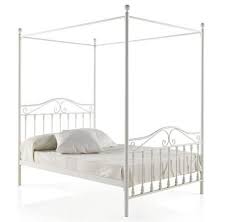 Epingle Par Le Monde Du Lit Sur Vers Le Pays Des Mille Et Une Nuits Lit Baldaquin Lit Fer Forge