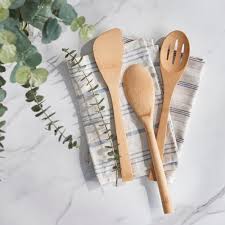 Wood burning is a great way to dress up bamboo kitchen tools: Bamboo Kitchen Utensils Bambu