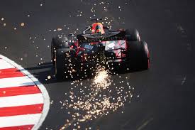 Die formel 1 heute im livestream die rennen der formel 1 finden grundsätzlich immer am sonntag statt. Formel 1 Live Startzeiten Rennen Wieder Zur Vollen Stunde