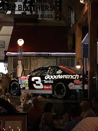 An experience that was not meticulously scrubbed of inconvenience. Tonight S Dinner At Hooper S Crab House In Maryland Came With A Side Of Bad Ass Nascar
