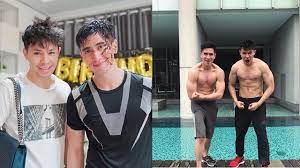 Nonton film fero walandouw di vidio. 6 Potret Kebersamaan Verrell Bramasta Dan Fero Walandouw Selalu Kompak Hot Liputan6 Com