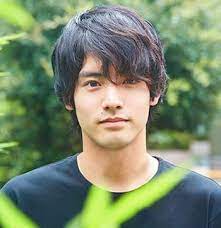 赤楚衛二に似ている俳優は白石隼也 そっくり度合いを画像で比較 mameblog 俳優 芸能人 男性グループ