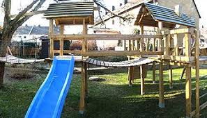 Va Tersache Spielgera St Mit Rutsche Selber Bauen 1 Vaterzeit Spielgerust Garten Spielturm Garten Spielhaus Garten