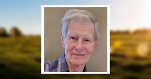 Mary Abercrombie's Instagram, Twitter & Facebook