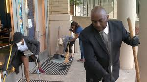 Looking for a better custom suit experience in atlanta? Atlanta Children S Museum Vandalism Chris Draft Helps Clean Up Cbs19 Tv