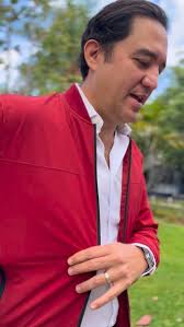 Hector Manuel Zelaya added a new photo.