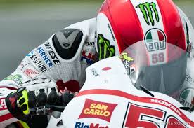 At first officials were looking to restart the race before the extent of simoncelli's injuries became clear. Marco Simoncelli 1987 2011 Asphalt Rubber