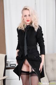 Volo Magazine Hannah Mae