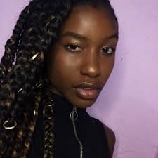 Jessica Marques (@jesspretaa)