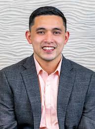 Alex Wilbur's Instagram, Twitter & Facebook