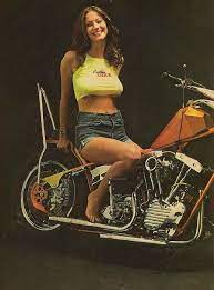 How do we know they're the hottest? Pin On Girl Motorcycle