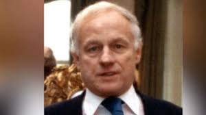 Hill Russia investigators probe GOP operative who sought Clinton emails