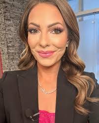 Amy Luck's Instagram, Twitter & Facebook