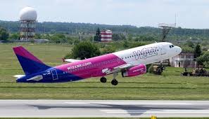 Львів ~ 1018 км м06 e40. Lvivska Miska Rada Zaklikaye Ne Peredavati U Koncesiyu Mizhnarodnij Aeroport Lviv Chetverta Studiya