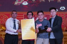 Anthony tan datuk khor swee wah. Gold Bar Winner Lives Up To Dad S Last Wish At The Grand Finals Of Ara S Golden Prosperity Cny Campaign From Emily To You