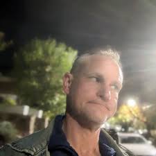 Chapter A Day or So: Reviewing Steve Oney's On Air