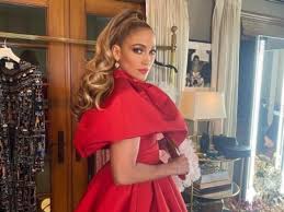 Jennifer lynn lopez (born july 24, 1969), also known as j.lo, is an american singer, actress, dancer, fashion designer, author, and producer. Demi Promosikan Single Baru Jennifer Lopez Tampil Telanjang