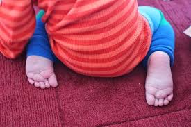 Warum Es Schadlich Ist Babys Zu Fruh Hinzusetzen