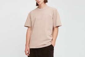 12 of the Best Wardrobe Essentials from UNIQLO