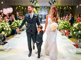 Don't forget to bookmark this page by hitting (ctrl + d), Lionel Messi Heiratet Mutter Provoziert Mit Kleid Derwesten De