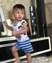 Kisah benar batu belah batu bertangkup! Aksi Dan Mimik Muka Syeriv Samheizy Terkej0t Dan Gelabah Buat Ramai Yang Terhibur Berita Kopak