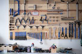 Standert Coffee And Bike Shop In Berlin Bike Room Bike Repair Garage Bike