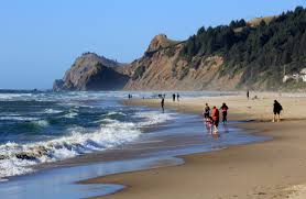 Vacation rentals in lincoln city. Oregon S Coastal Cities Slowly Reopen After Coronavirus Shutdown Opb
