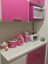 ¿no es mona hello kitty? Pin De Tara En Kitty Cosas De Hello Kitty Como Organizar La Casa Diseno De Habitacion De Bebe