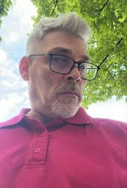 Romance Scâm. 🙄 Flex B, a 31-year-old Ghanaian man, was allegedly involved  in a romance scäm scheme