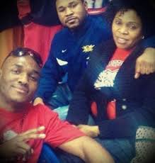 Kamaru usman retained his welterweight title in devastating style as he knocked out jorge masvidal in their main event in front of a full house of kamaru usman knocked out jorge masvidal at ufc 261. Kamaru Usman S Wife Daughter And Family Here S Everything You Need To Know Sportsmanor