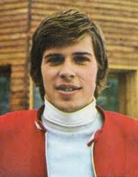 He competed primarily in slalom and giant slalom, as well as combined and occasionally in super g. Hansi Hinterseer Wikipedia