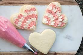 Buttercream Frosted Heart Cookies For Valentines Day Valentine S Day Sugar Cookies Buttercream Decorating Valentines Day Cookies