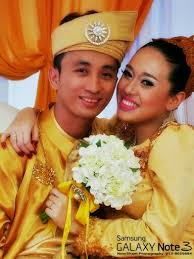 Hari in dalam sejarah kerana inilah kali pertama hujan turun paling lebat disini. Indah Permai Kota Kinabalu Sabah Malaysian Wedding Sabah Wedding Photography