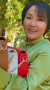 Here are the purses, $112, free shipping. To order, message me 🙂 yog xav  yuav, sau ntawv rau kuv. * Thank you for being patient with me💓,  #hmongreels #hmoobreels #HmongClothes