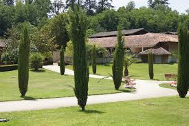 Les gens apprécient particulièrement les thermes barbotan les thermes pour leurs sources chaudes aux propriétés médicinales. Location Barbotan Les Thermes 32150 Gers Location De Vacances Square Habitat