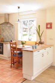 Mit diesem küchenstil schafft man ein ganz besonders ambiente in einfach jeder küche. Offene Kuche Im Landhausstil Mit Tresen Essplatz Einrichtung Kuchen Ideen Friesenhaus Leu Von Eco System Haus Hausbaudirekt De Kitchen Home Decor Home