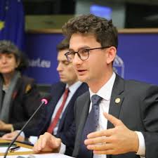 Prabusirea cascadei bigar, un dezastru pentru turismul din banatul de munte. ReacÅ£ia Deputatului Usr De NeamÅ£ Iulian Bulai News Ro