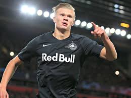 Maybe you would like to learn more about one of these? Fc Bayern Munchen Interesse An Salzburg Sturmer Erling Braut Haaland Eurosport