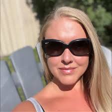 Alicia Irwin (@alicia.irwin.12) • Facebook