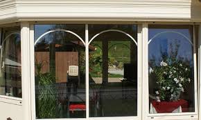 Veranda en arc de cercle. Aluferm Fabrication De Veranda A Dole Jura