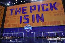 Enter your team in the box below, and all the picks for your team will be highlighted in green. Nfl Draft Order Released Ravens With Only Two Picks In The Top 100 Baltimore Beatdown