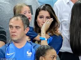 Leur histoire commence sur les bancs de l'école, au lycée thierry maulnier de nice. French Wags Are Left In Tears After Euro 2016 Defeat By Portugal Daily Mail Online