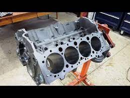 Engine Building Part 1 The Block 350 Chevy With A Holley Sniper Efi For A 76 Vette Youtube
