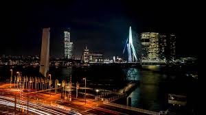 'werkelijk van de ratten besnuffeld'. Rotterdam Chapeau Das Magazin Fur Kultivierte Lebensart