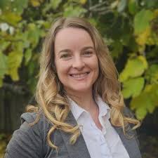 What Are Positive Emotions in Psychology? (+List & Examples)