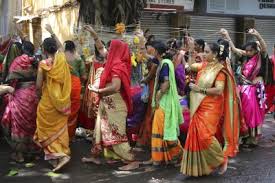 Vat purnima 2021 puja vidhi, significance, muhurat, katha: Vat Savitri Women Pray For The Longevity Of Their Husbands