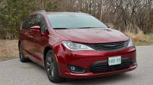 The seamless operation and reasonably good power of the hybrid powertrain. 2019 Chrysler Pacifica Hybrid Review