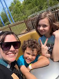 Wish happy birthday to wife at park