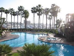 Featuring massage, a wellness area and a jacuzzi to pamper guests, the venue offers 1053 rooms along with a panoramic view, boasting location in a shopping area. Magic Of Miles Room Review Sheraton San Diego Hotel Marina Lanai Townhouse Suite Magic Of Miles
